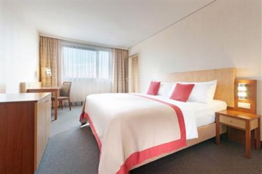 фото отеля Tryp Hotel Frankfurt