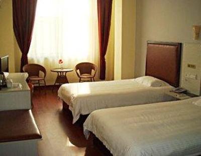 фото отеля Shangkeyou Hotel World Hotel Center Tsingtao