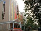 фото отеля Shangkeyou Hotel World Hotel Center Tsingtao