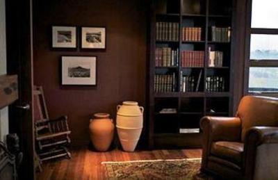 фото отеля Shakespeare Cliff Lodge & Retreat