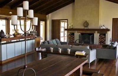 фото отеля Shakespeare Cliff Lodge & Retreat