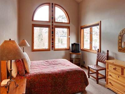 фото отеля ResortQuest Park City