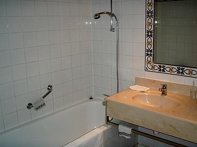 фото отеля Logis Hotel du Midi