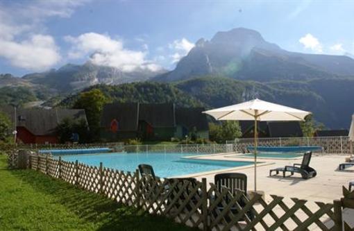 фото отеля Les Chalets de l'Ossau
