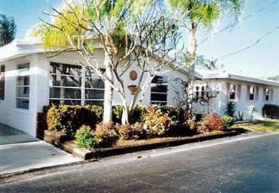 фото отеля Aloha Kai Vacation Rentals