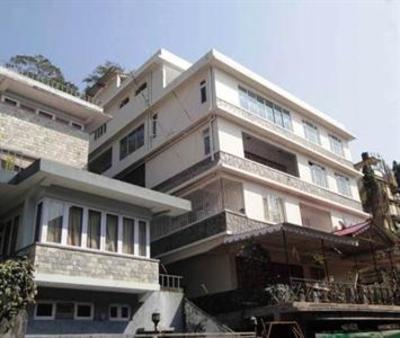 фото отеля Sudhis Homestay Service Apartments
