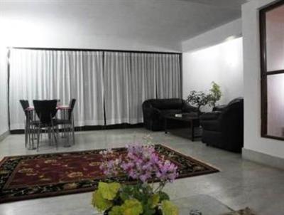 фото отеля Sudhis Homestay Service Apartments