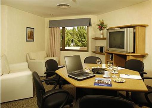 фото отеля Land Express Hotel