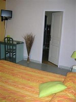 фото отеля Hotel Le Costabonne Prats-de-Mollo-la-Preste