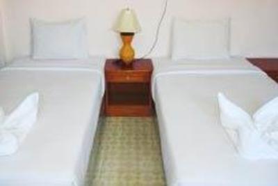 фото отеля Full Moon Guesthouse