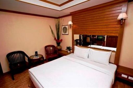 фото отеля Bangkok Residence Phuket