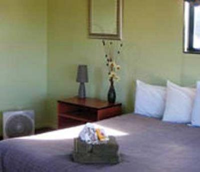 фото отеля Pohutu Lodge