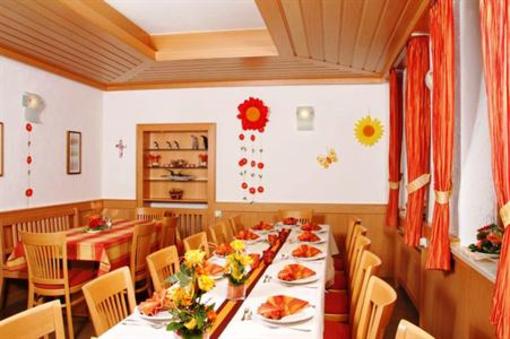 фото отеля Hotel Zur Linde Gadheim