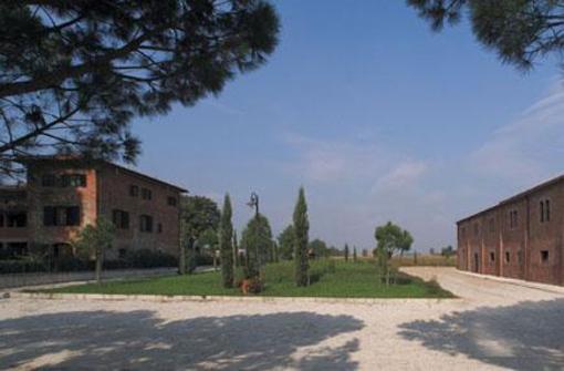 фото отеля Fattoria Settepassi