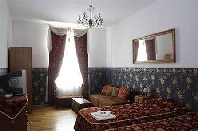 фото отеля Abella Guest Rooms & Apartments
