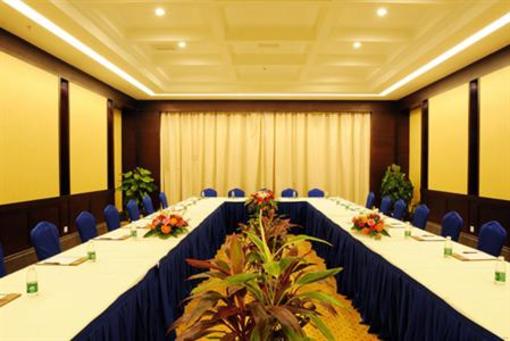 фото отеля Xiong Sen Holiday Hotel