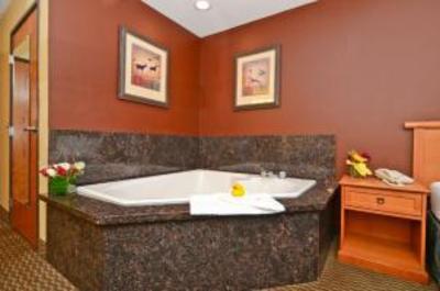 фото отеля BEST WESTERN Deer Park Inn & Suites