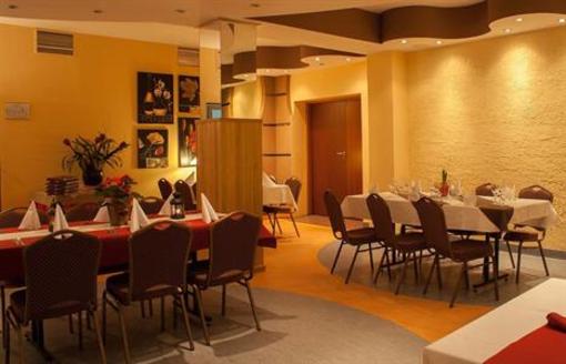 фото отеля Hotel Unibus