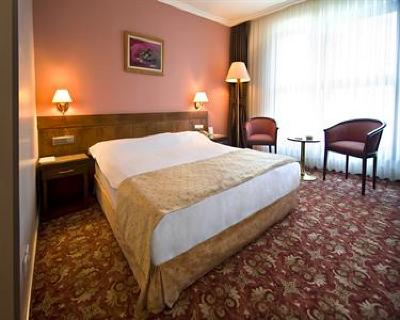 фото отеля BEST WESTERN Hotel Ikibin-2000