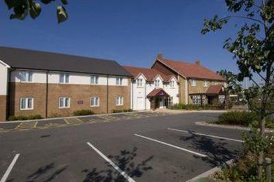 фото отеля Premier Inn Frome