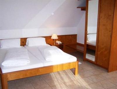фото отеля Gasthof Lowen Breisach