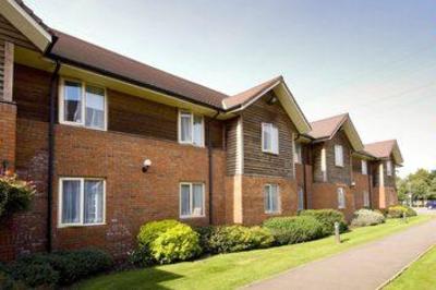 фото отеля Premier Inn Central Tewkesbury