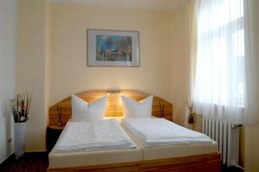 фото отеля Pension Am Klunderberg Binz