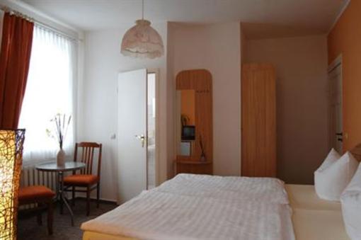фото отеля Pension Am Klunderberg Binz