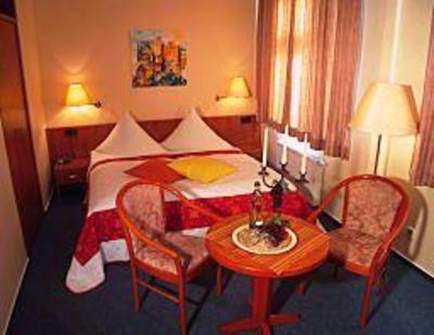 фото отеля Landhotel Classic Oranienburg