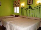 фото отеля Hostal Los Escudos