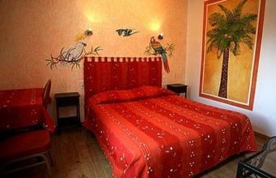 фото отеля Hotel La Fontaine De Sarac