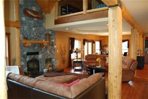 фото отеля Eagle Tree Lodge B&B