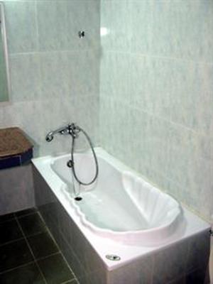 фото отеля Favour Hotel