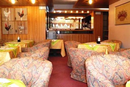 фото отеля Hotel Des Alpes 2 Pinzolo