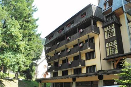 фото отеля Hotel Des Alpes 2 Pinzolo