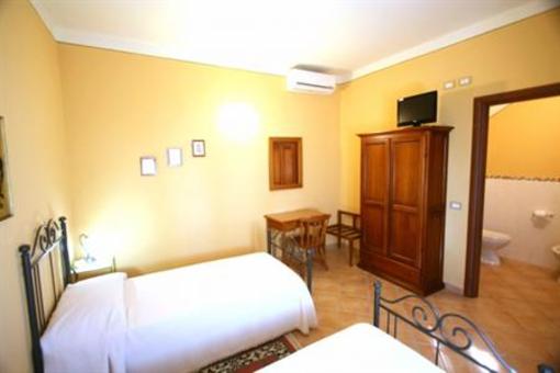 фото отеля San Carlo Bed and Breakfast