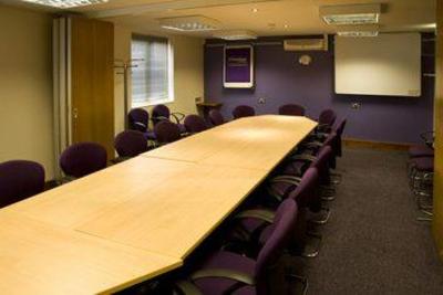 фото отеля Premier Inn Chelmsford - Boreham