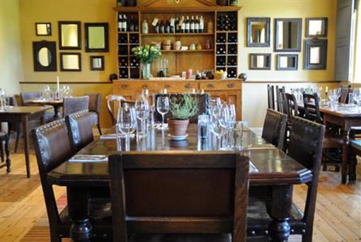 фото отеля The Howard Arms Hotel Ilmington