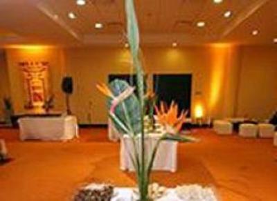 фото отеля Tower Inn & Suites San Rafael