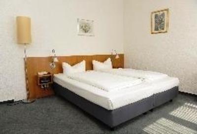 фото отеля Britta's Parkhotel