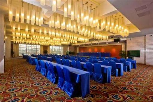 фото отеля Olympic Hotel