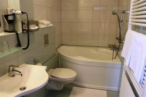 фото отеля Hotel Sport Zruc-Senec