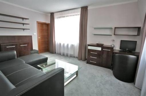 фото отеля Hotel Sport Zruc-Senec