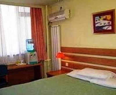 фото отеля Home Inn Huang He Avenue Tianjin