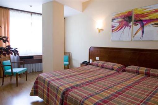 фото отеля Hotel Unzaga Plaza