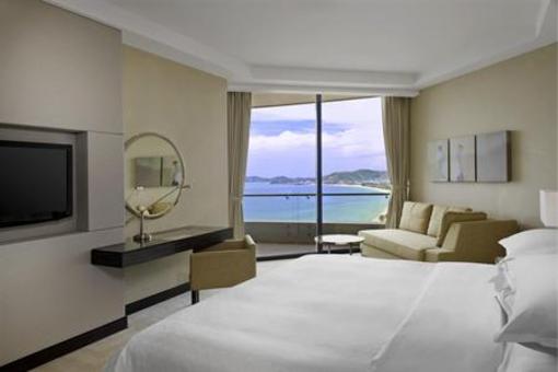 фото отеля Sheraton Nha Trang Hotel and Spa