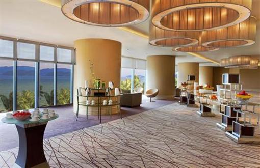 фото отеля Sheraton Nha Trang Hotel and Spa