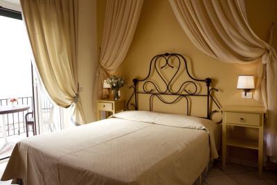 фото отеля Albatros Hotel Finale Ligure