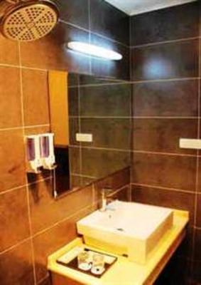 фото отеля Kangjia Express Hotel Huajiamiao