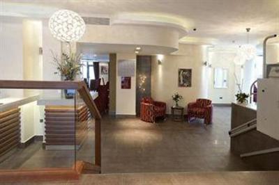 фото отеля Icon Hotel Luton